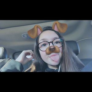 Meet your Posher, Lilly